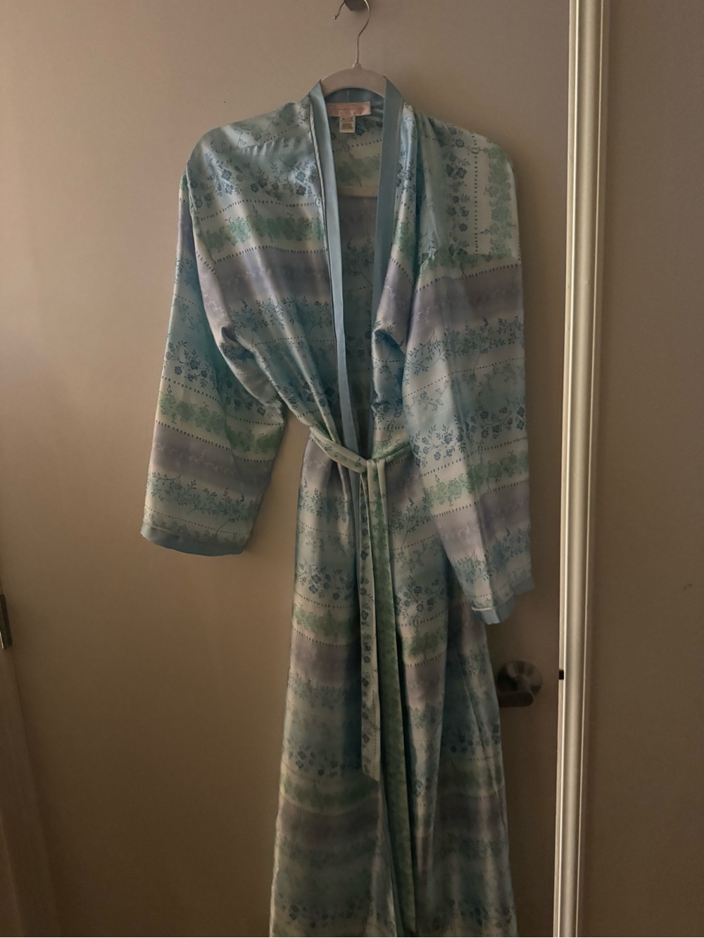 Jones New York Light Blue and Mint Green Patterned all designer
$75 for all